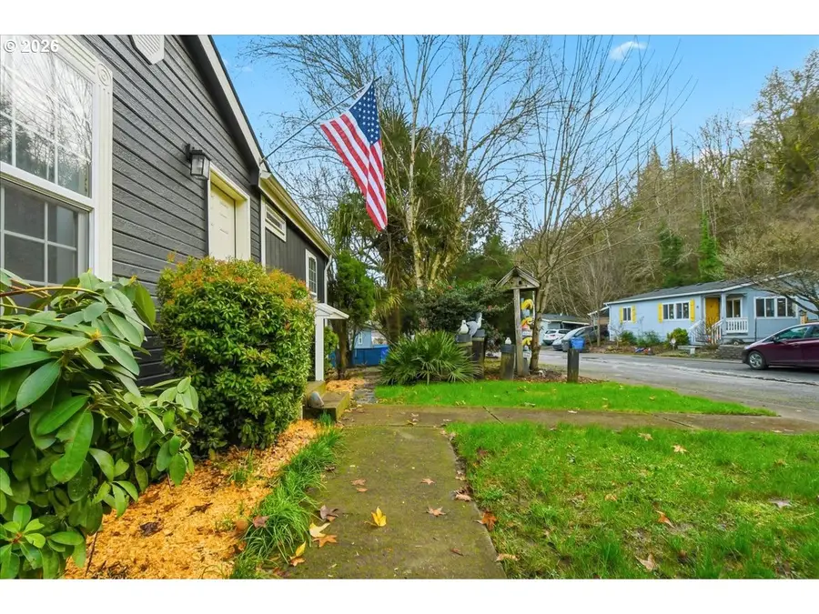 28 S Gee Creek Loop, Ridgefield, WA 98642 - #3