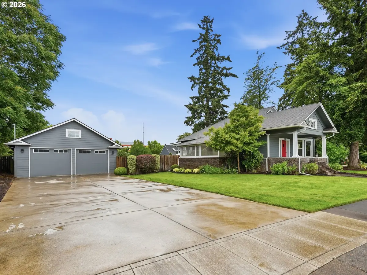 726 E Main St, Hillsboro, OR 97123 - #1