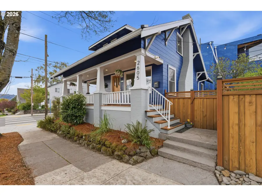 2605 SE Woodward St, Portland, OR 97202 - #2