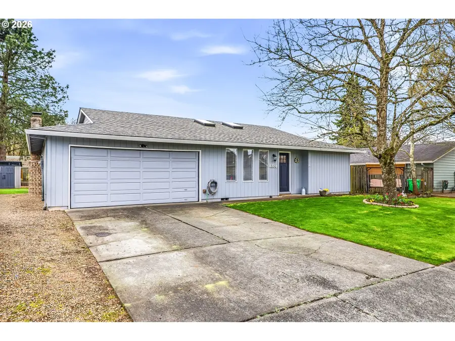 2150 NE Poynter St, Hillsboro, OR 97124 - #2