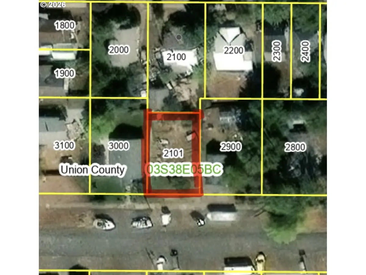 X Avenue, La Grande, OR 97850 - #1