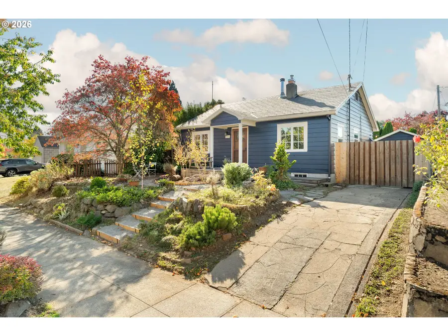 2831 SE 74th Ave, Portland, OR 97206 - #2