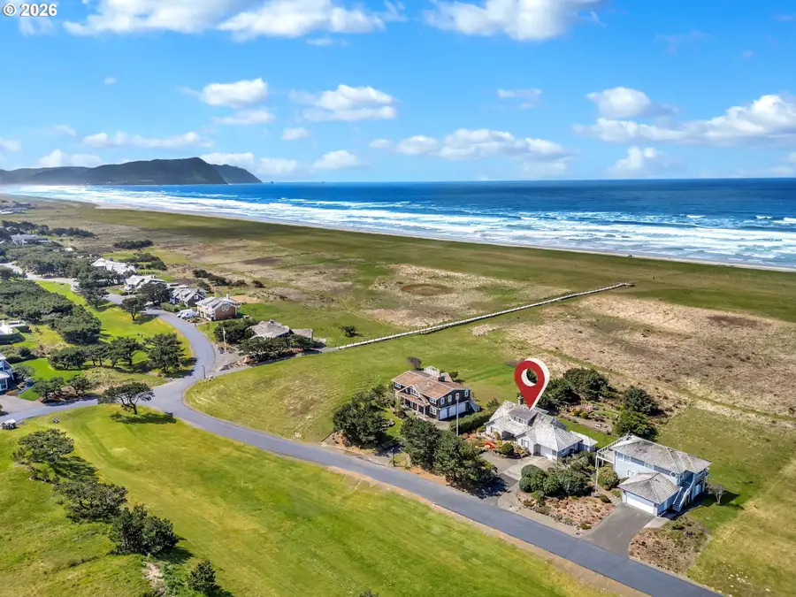 4930 Fairway Ave, Gearhart, OR 97138 - #3