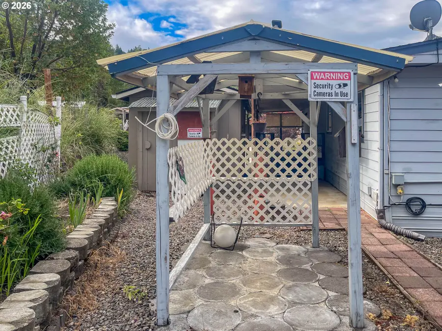 46 NE Mary Ann Ln, Roseburg, OR 97470 - #3