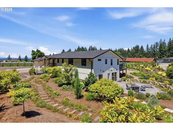 19012 NE 139th St, BrushPrairie, WA 98606
