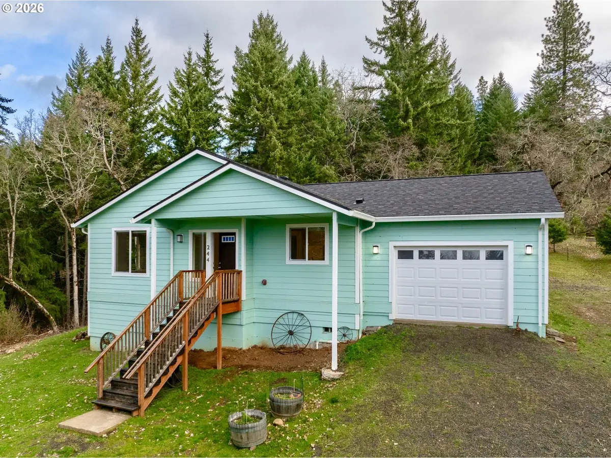 244 Lyons Rd, White Salmon, WA 98672 - #1