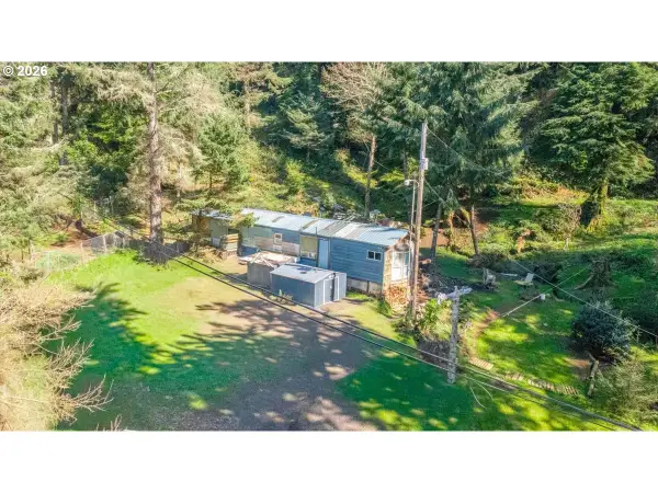 2330 S Highway 101, DepoeBay, OR 97341