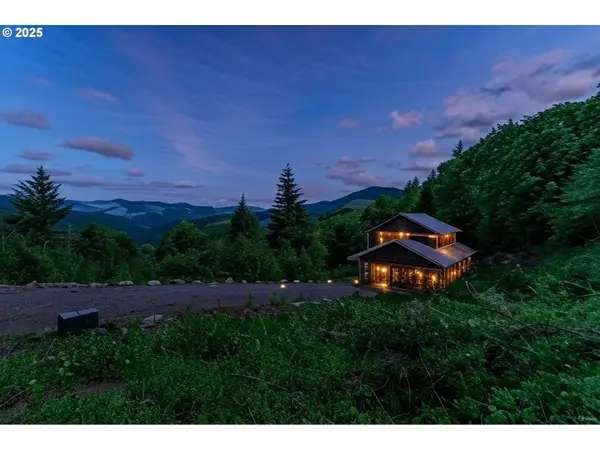 282 Karousel Ln, Washougal, WA 98671