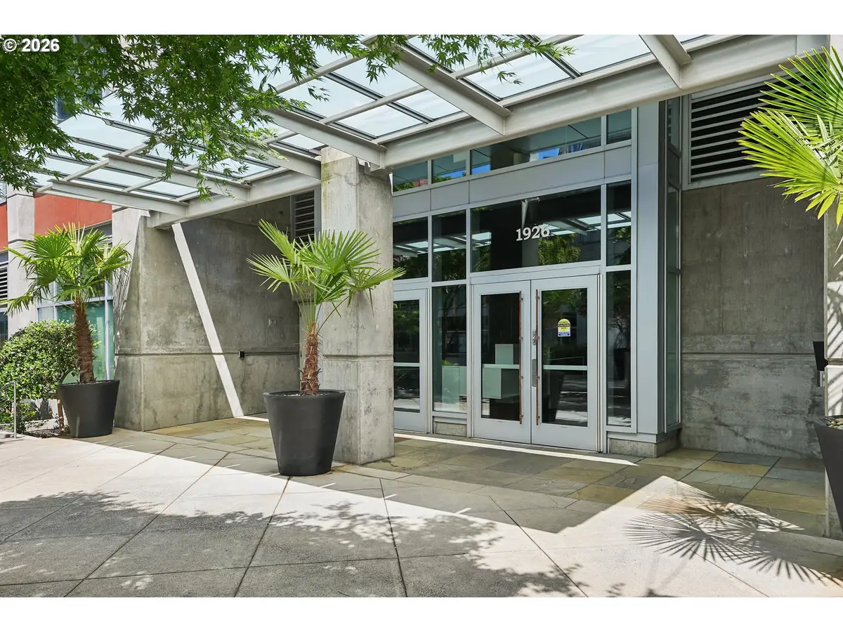 1926 W Burnside St #1210, Portland, OR 97209 - #1