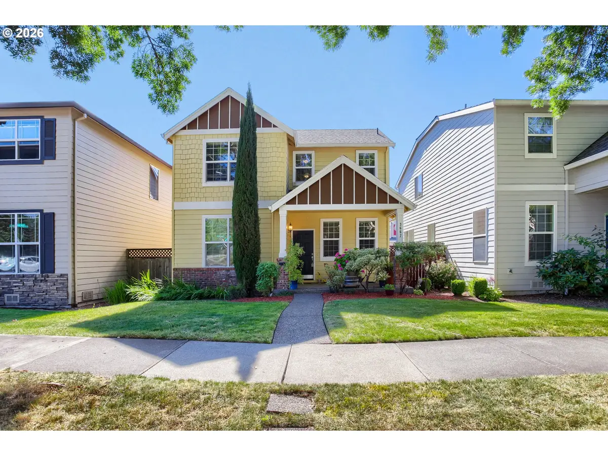 3667 SE Alexander St, Hillsboro, OR 97123 - #1