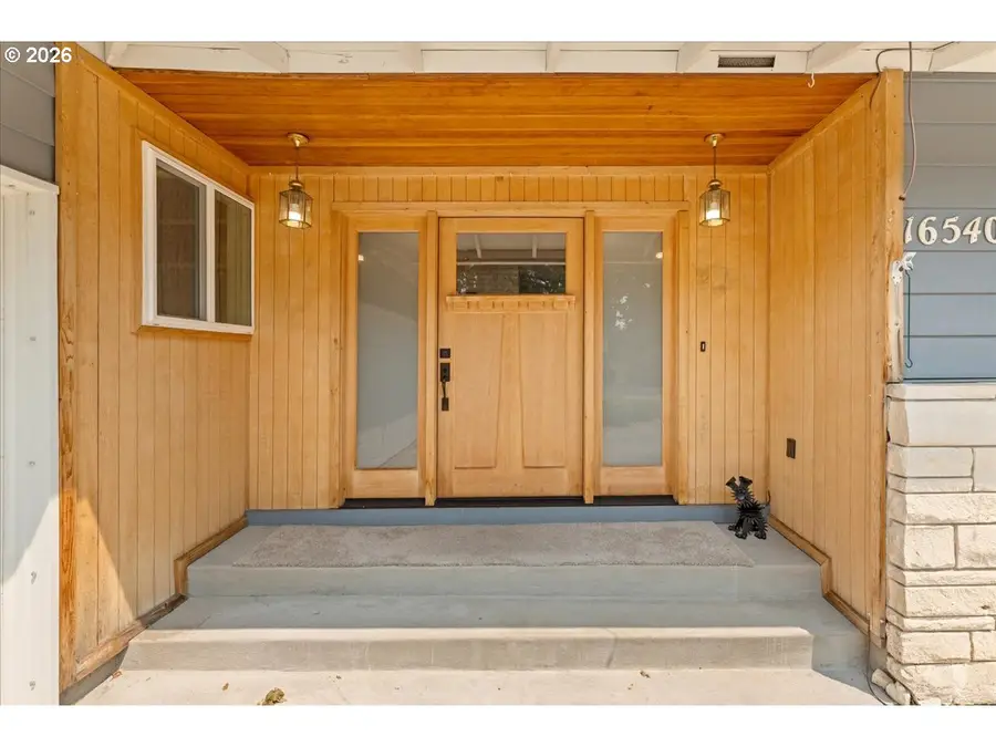 16540 Nottingham Dr, Gladstone, OR 97027 - #3