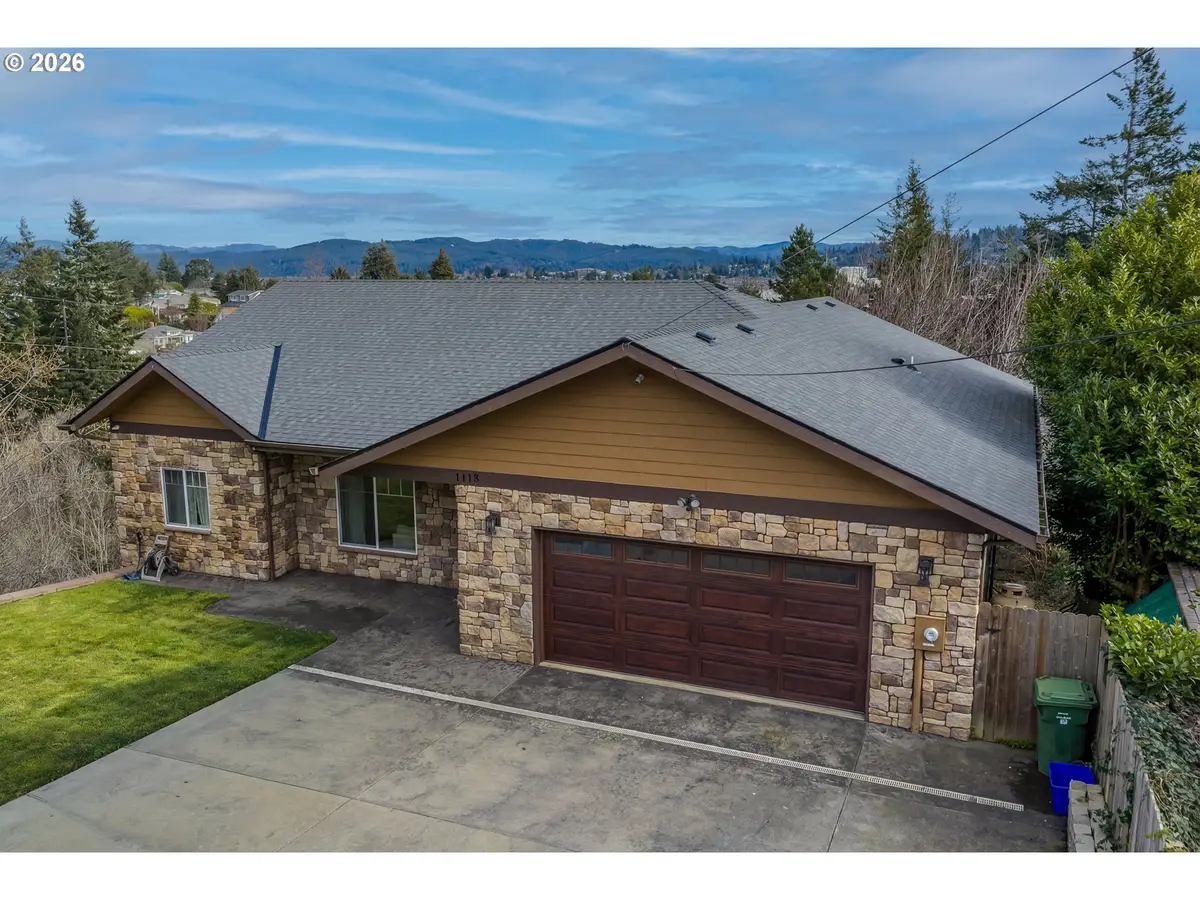 1118 S 11th St, Coos Bay, OR 97420 - #1