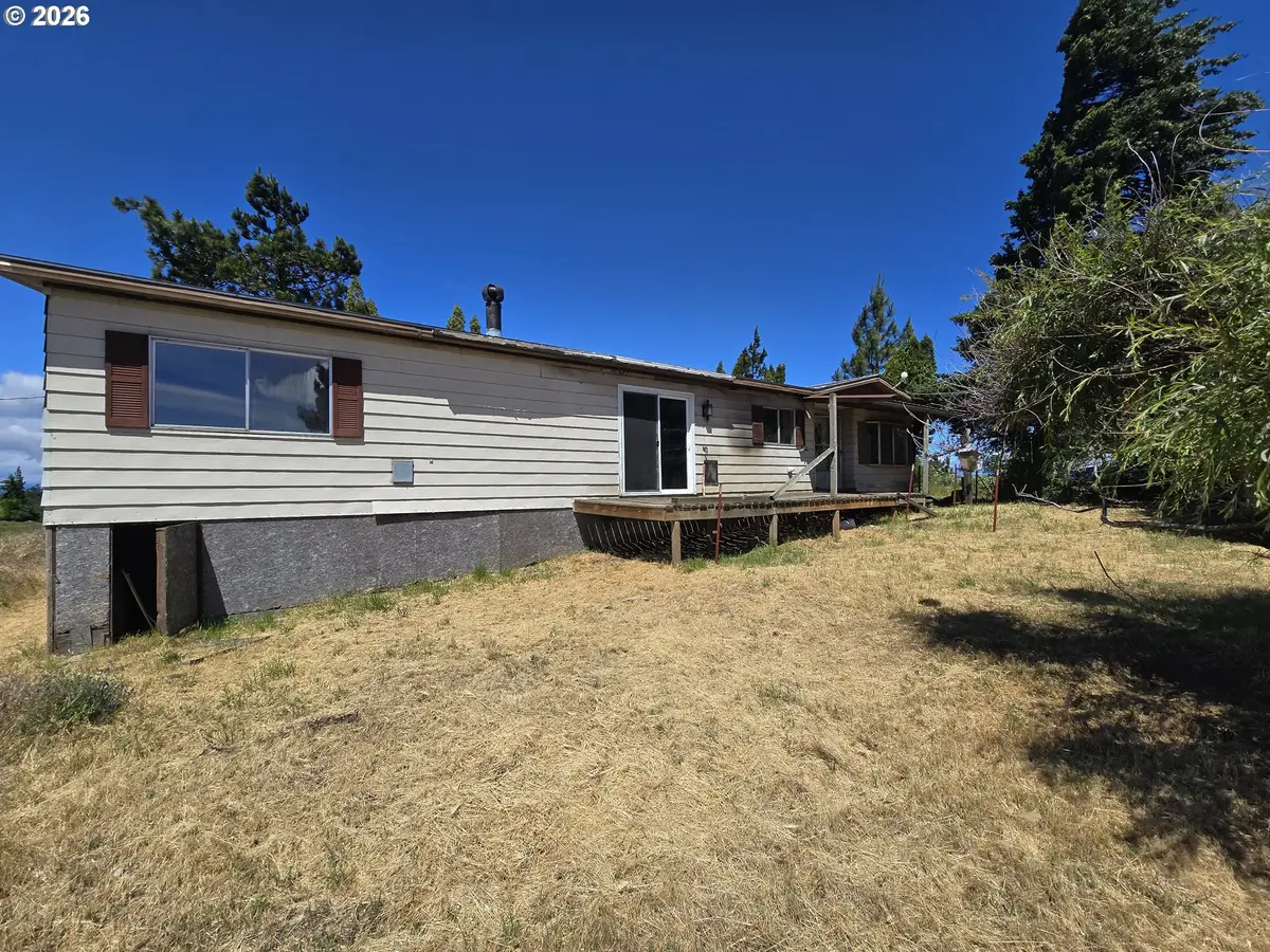 2080 Mountain View Dr, The Dalles, OR 97058 - #1