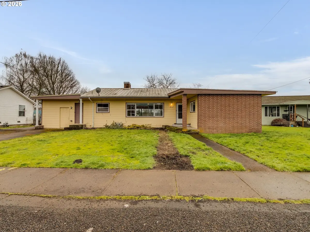 412 SE Grant St, Sheridan, OR 97378 - #1