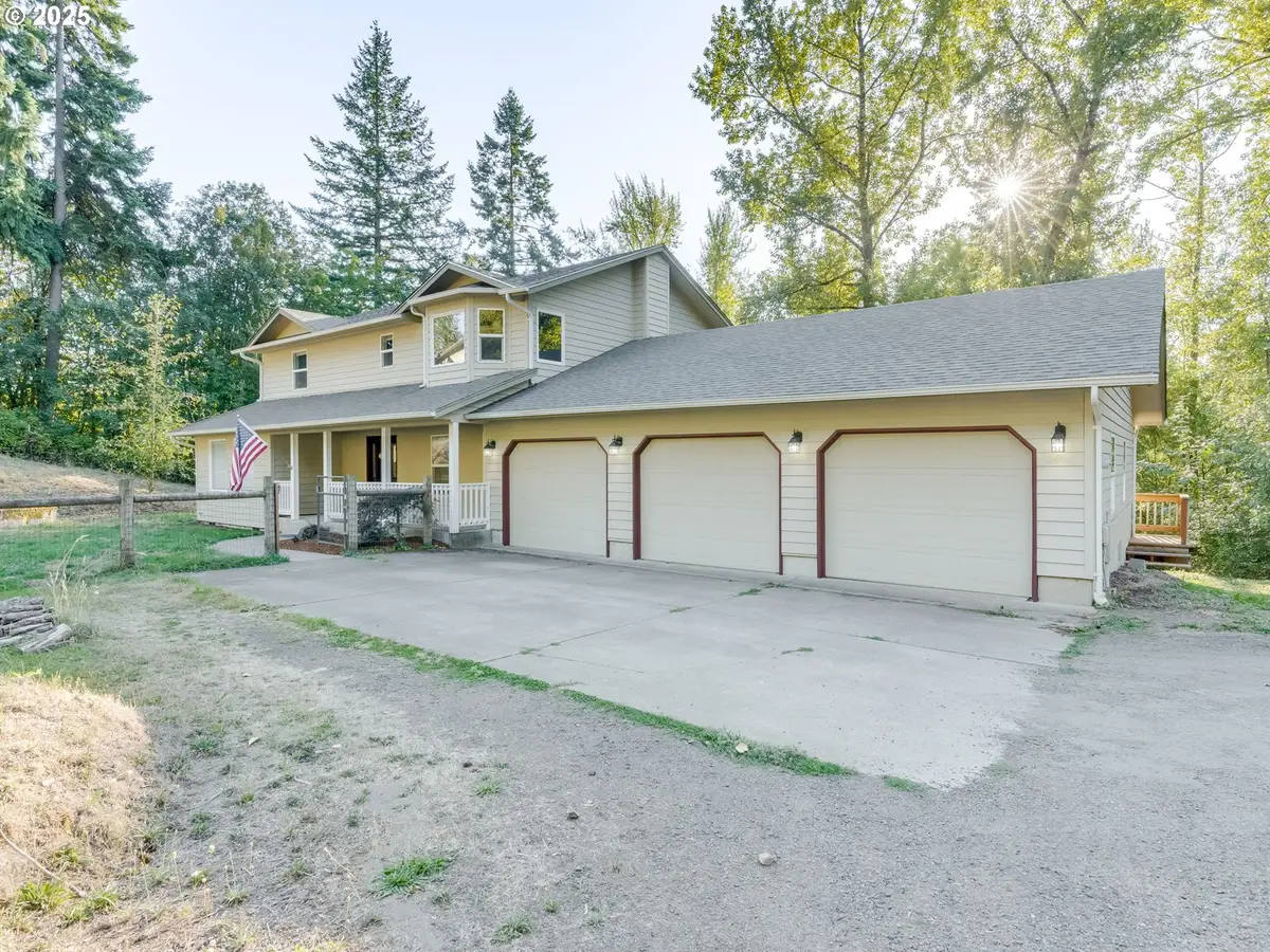 551 Haussler Rd, Kelso, WA 98626 - #1