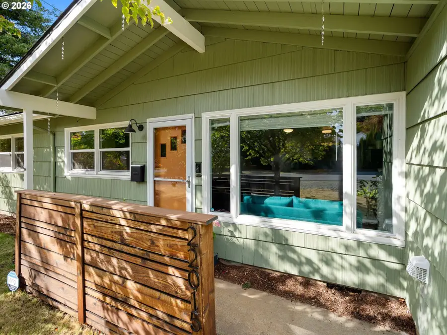 22015 SE Ash St, Gresham, OR 97030 - #2