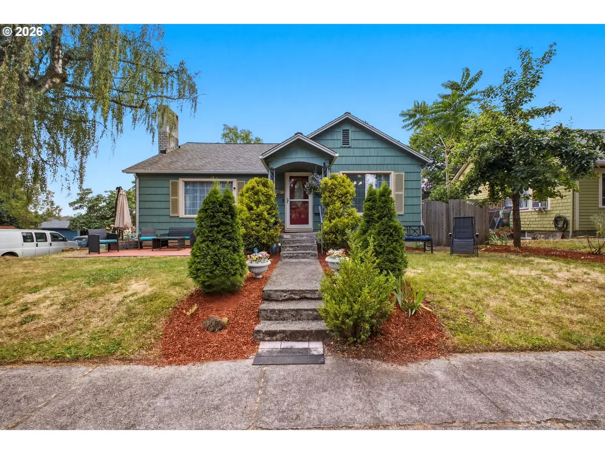 1900 F St, Vancouver, WA 98663 - #1