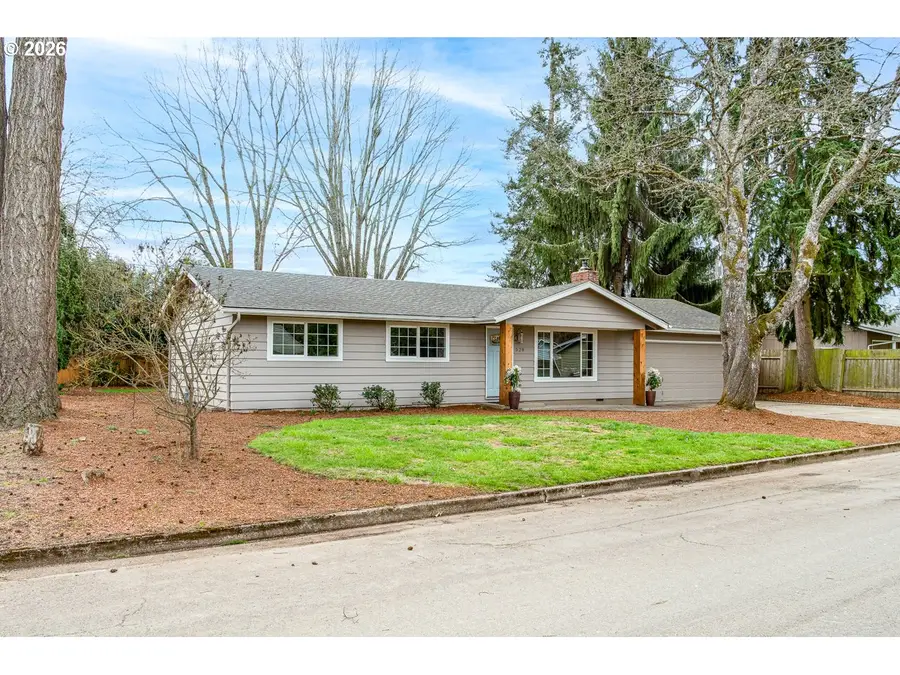 528 Nottingham Ave, Eugene, OR 97404 - #2