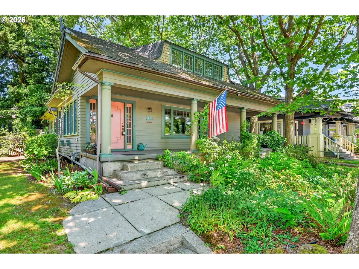 3957 E Burnside St, Portland, OR 97214 - #1