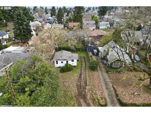 7046 N Greeley Ave, Portland, OR 97217