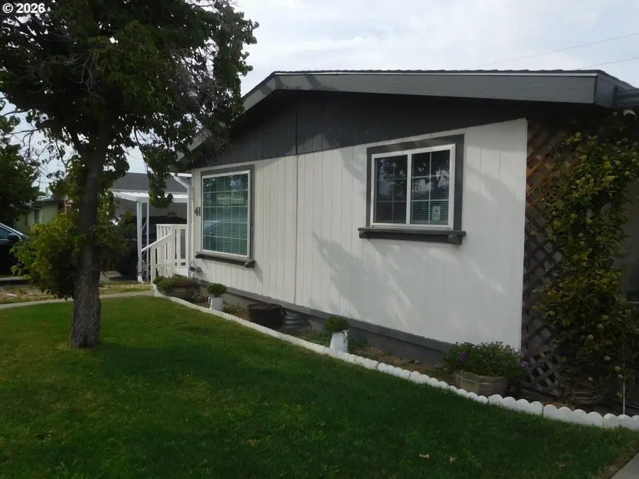 910 Cowl St #41, Milton Freewater, OR 97862 - #2