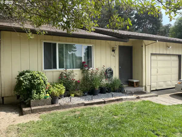 1126 SE Rummel St, McMinnville, OR 97128