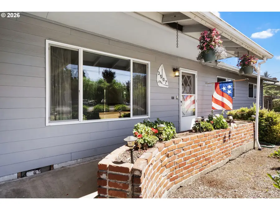 3507 E Main St, Hillsboro, OR 97123 - #2