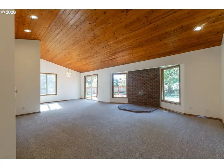 2736 Magnolia Way, Forest Grove, OR 97116 - #3