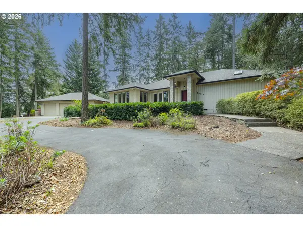 2650 Bowmont Dr, Eugene, OR 97405