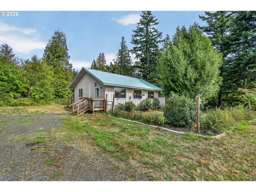 92 Bunker Keys Rd, Cook, WA 98605 - #2