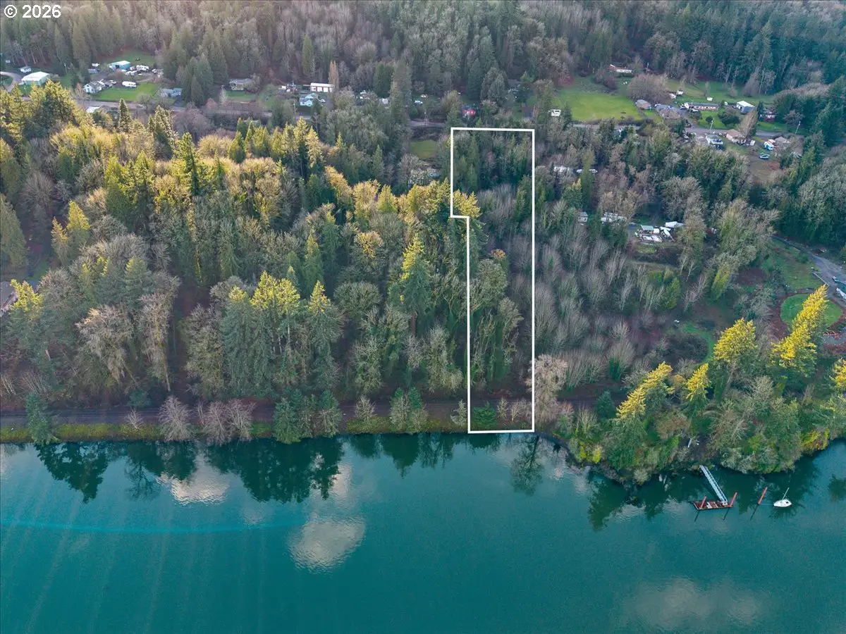 74559 Columbia River Hwy, Rainier, OR 97048 - Image #1