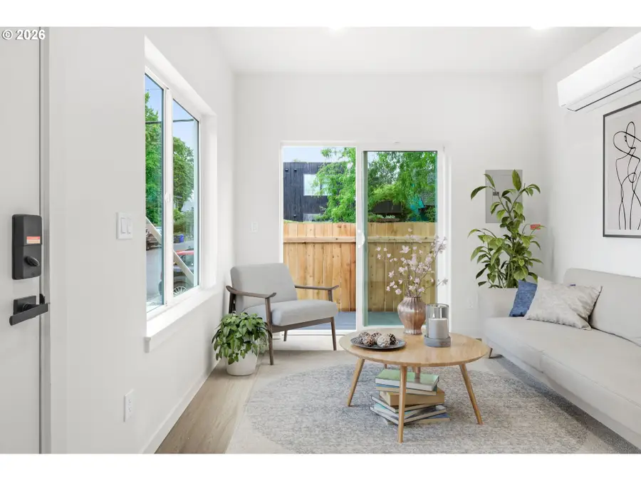 4690 N Congress Ave, Portland, OR 97217 - Image #3