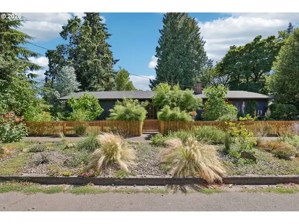 910 SE Storey St, McMinnville, OR 97128