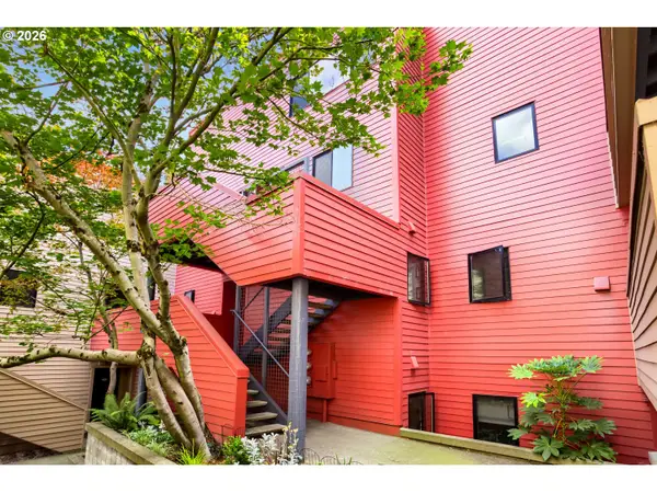840 NW Naito Pkwy #H-10, Portland, OR 97209