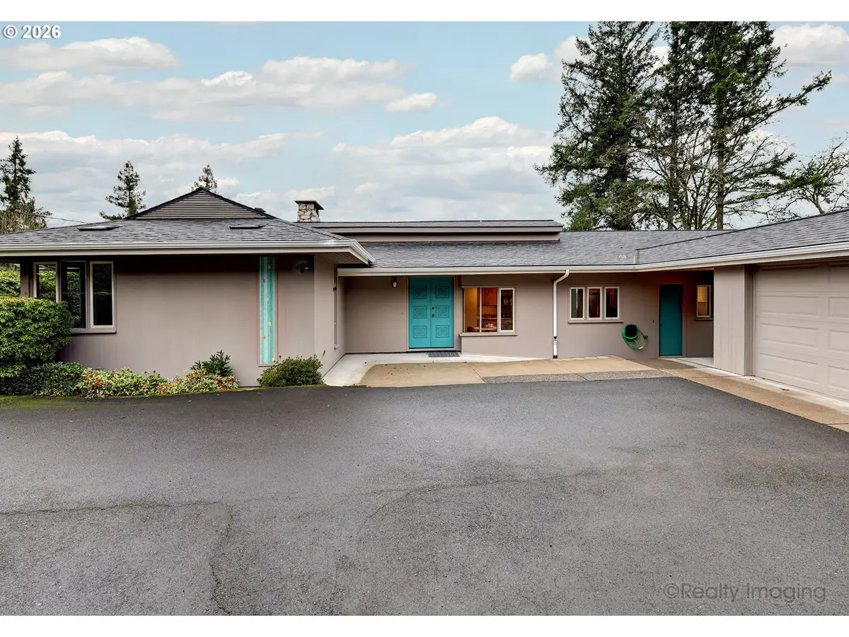 8000 SW Linden Rd, Portland, OR 97225 - Image #1