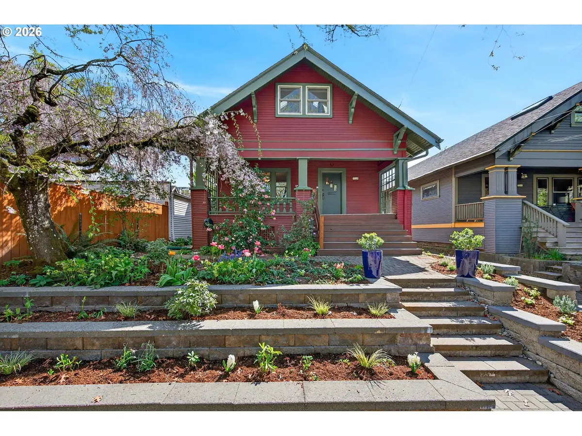 3324 SE Grant St, Portland, OR 97214 - #1