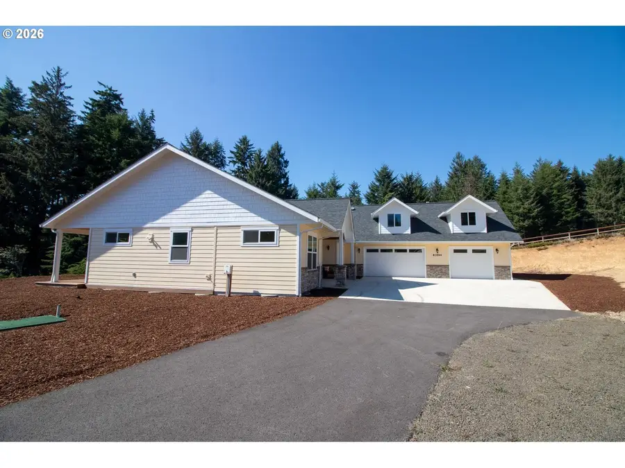 83594 Sauter Dr, Florence, OR 97439 - #3
