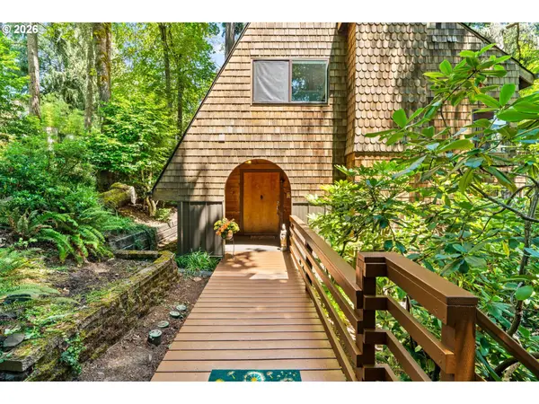3809 Monroe St, Eugene, OR 97405