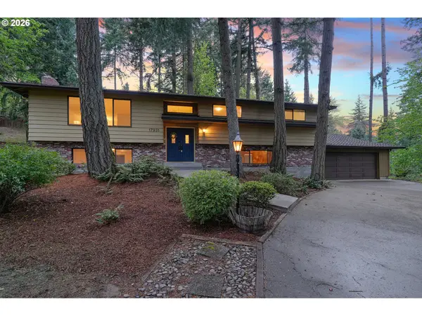 17931 S Edgewood Ln, OregonCity, OR 97045