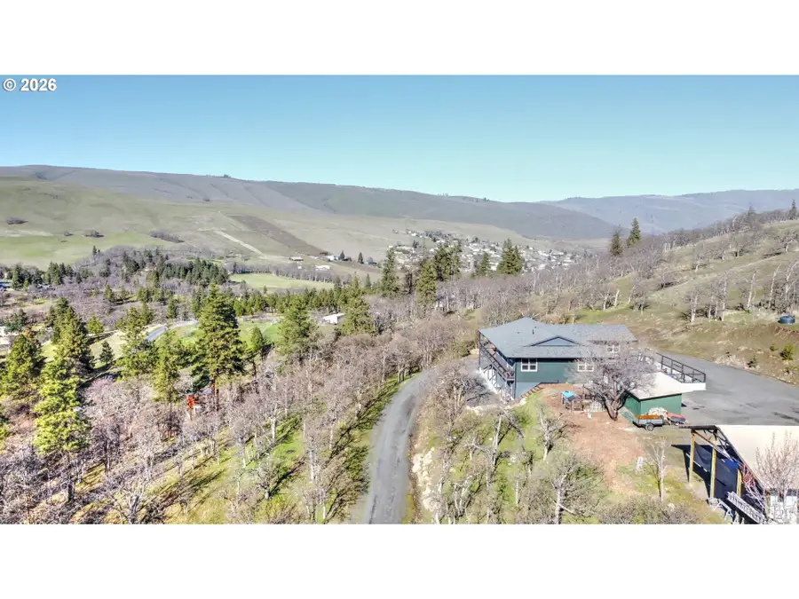 1280 Oak Hill Dr, Chenoweth, OR 97058 - #2