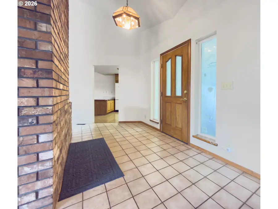 17264 Mountain Dr, Brookings, OR 97415 - #3