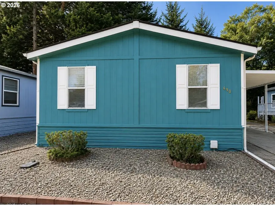 490 Shorepines Ave, Coos Bay, OR 97420 - #2