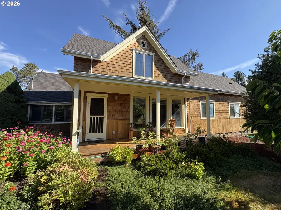 31467 Gowdyville Rd, Cottage Grove, OR 97424 - #2