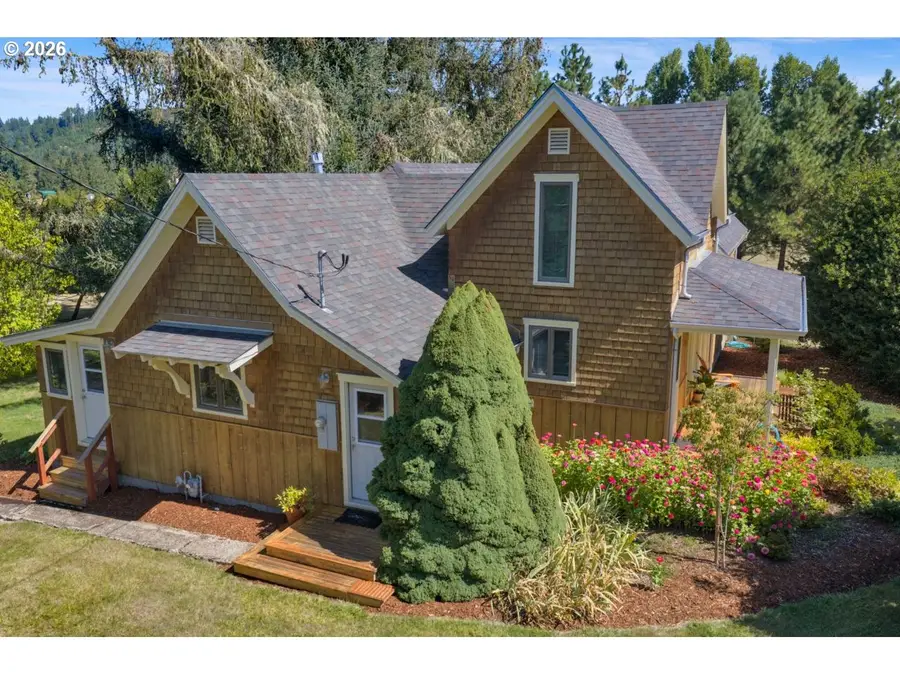 31467 Gowdyville Rd, Cottage Grove, OR 97424 - #3