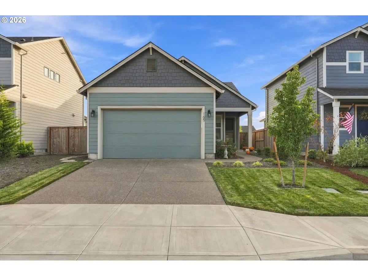 165 W 19th St, Lafayette, OR 97127 - #1