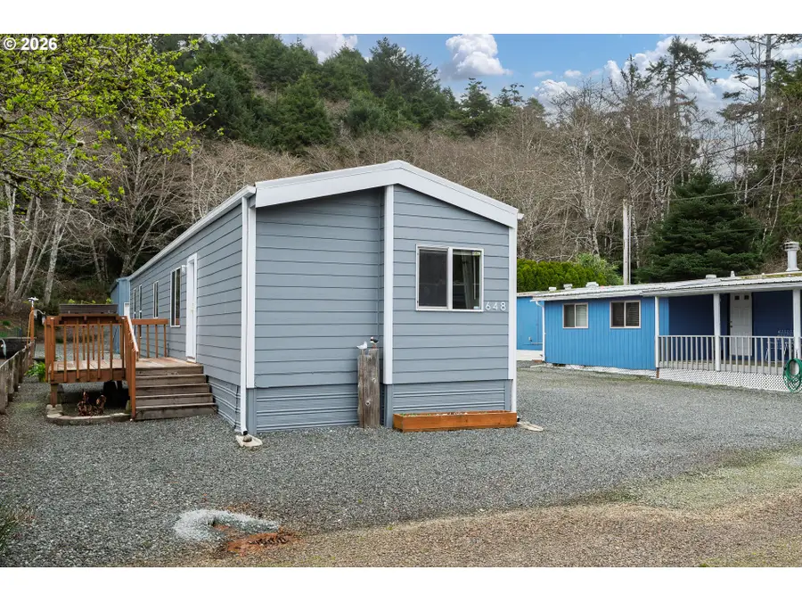 648 S Easy St, Rockaway Beach, OR 97136 - #2