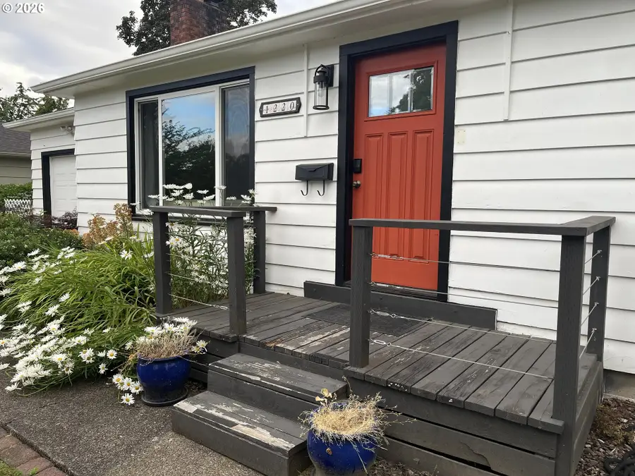 1220 NW 16th St, Corvallis, OR 97330 - #2