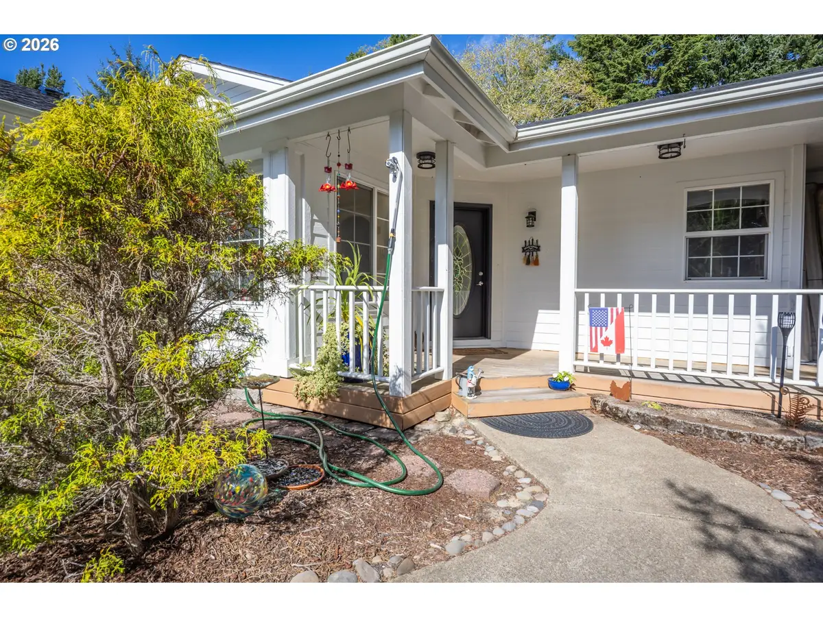 2193 13th St, Florence, OR 97439 - #1