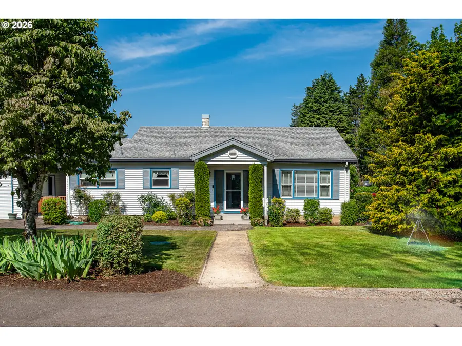 8275 Thurston Rd, Springfield, OR 97478 - #3