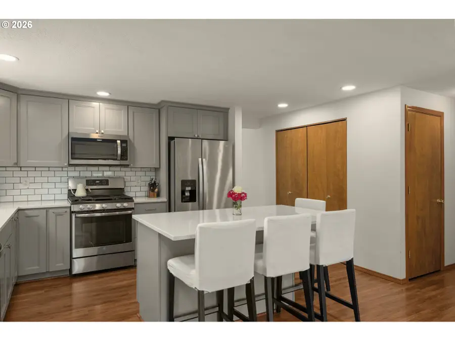 10366 SW Porter St, Portland, OR 97225 - #3